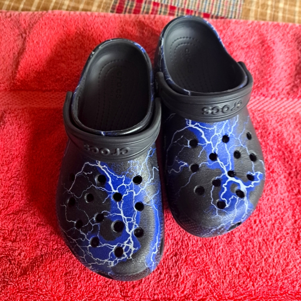 Crocs size c13